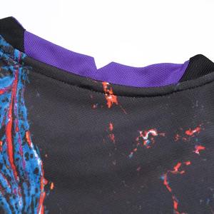 ชุดฟุตบอลชาย พิมพ์ลายซิลค์สกรีน ผ้าโพลีเอสเตอร์/คอตตอน ระบายอากาศ แห้งเร็ว เสื้อและกางเกงขาสั้นสำหรับฝึกซ้อม ชุดทีมแบบสั่งทำ - Product Image 6