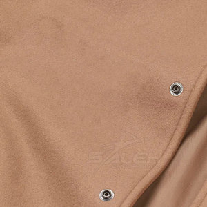 Chaqueta Varsity Fabricada en Pakistán, Chaqueta Varsity de Invierno Hecha a Medida con Tela Ligera y Diseño Informal para Uso al Aire Libre - Product Image 6