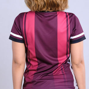 เสื้อยืดคุณภาพสูง สวมใส่สบาย สีสันตามสั่ง พิมพ์ลายแบบซับลิเมชั่น เนื้อผ้าคอตตอนนุ่ม เสื้อยืดโพลีเอสเตอร์เปล่า สำหรับผู้หญิง พร้อมบริการ OEM - Product Image 5