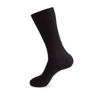 Chaussettes pour homme grande taille personnalisées à double aiguille, couleur unie, en coton peigné, à rayures, longues, sportives, montantes - Product Image 3