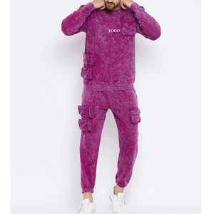 Ensemble de survêtement cargo respirant personnalisé pour homme, de qualité supérieure, avec sweat-shirt à col rond et pantalon de jogging, style streetwear hip-hop - Product Image 1
