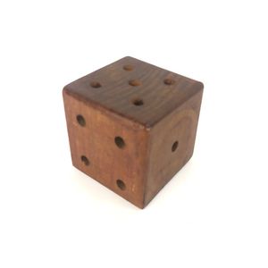 Dés en bois pour accessoires de jeu de luxe par Crescent Crafts - Product Image 1