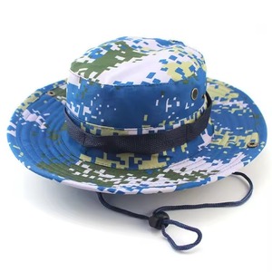 Chapeau Bob Unisexe Camouflage Rouge Bleu Blanc avec Sangle Réglable pour Utilisation Extérieure Protection Solaire Printemps-Été en Toile de Polyester - Product Image 3