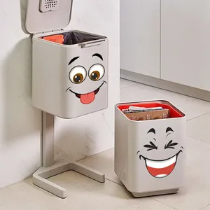 Etiquetas Adhesivas de PP Resistentes al Agua con Impresión Personalizada en Dorado para Envasado de Alimentos, a Prueba de Manipulación, con Formas y Tamaños Personalizados - Product Image 2