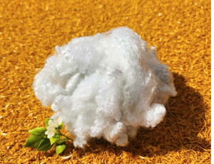 Fibra de Poliéster Reciclada Siliconizada Hueca Conjugada HCD de 15Dx64mm, Material de Relleno Antidistorsión para Hilado - Product Image 2