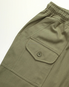 Shorts de bain mi-taille pour hommes, respirants, coupe-vent, séchage rapide, couleur unie personnalisable, fermeture à cordon, 100 % polyester - Product Image 4