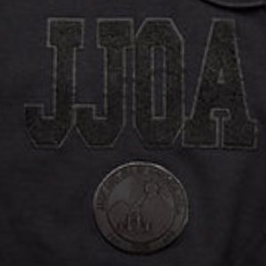 Sweat à capuche noir JJOA à manches longues avec imprimé graphique lettres audacieuses, poche kangourou, coupe décontractée pour le quotidien - Product Image 4