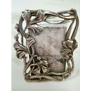 Cadre photo rectangulaire en métal doré avec impression en relief motif papillon, décoration murale pour la maison, le bureau ou à poser sur une table - Product Image 6