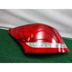 Luz Trasera Izquierda Usada Equus 924013N0 - Product Image 1