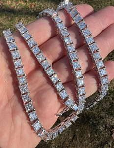 Envío directo desde EE. UU. Collar de cadena tipo tenis con racimo de diamantes de moissanita VVS de plata de ley 925 para mujer - Product Image 2