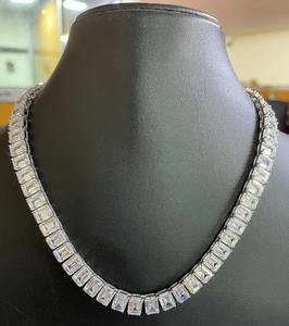 สีขาวมรกตตัดเพชรโมอิสซาไนต์สร้อยคอเงินสเตอร์ลิงและเครื่องประดับเพชรอื่นๆ - Product Image 2