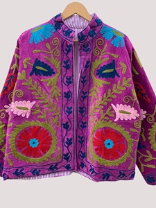 Manteau en velours brodé ethnique vintage pour femme, veste bohème faite à la main, vêtement d'extérieur court inspiré du kimono, mode hiver - Product Image 3