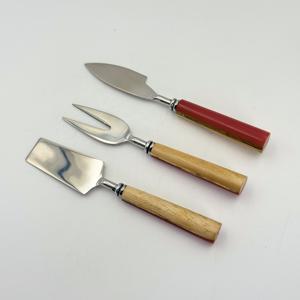 Espátula para Queso y Mantequilla de Acero Inoxidable con Mango de Madera y Resina, Cortador de Queso Clásico de Acero Inoxidable con Mango de Resina de Lujo - Product Image 3