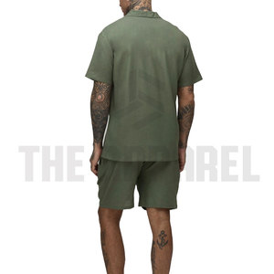 Nouvel ensemble de sport deux pièces pour homme été 2026, décontracté, respirant, couleur personnalisable, en polyester/coton, avec t-shirt à manches courtes - Product Image 4