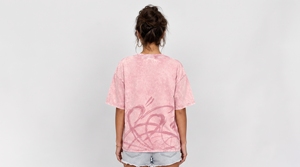 Camiseta de mujer con efecto acid wash, algodón suave, corte holgado, estilo vintage desgastado, tela transpirable para uso diario informal y un look cómodo. - Product Image 6
