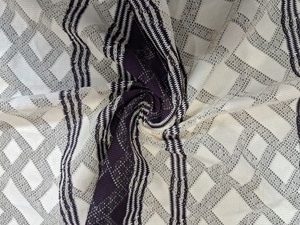 Tissu Jacquard Géométrique Premium en Promotion - Motif Mosaïque Violet et Blanc pour Vêtements de Performance et Tenues de Sport - Product Image 4