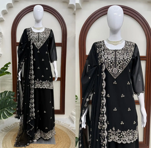 Conjunto de Salwar Kameez Negro Bordado, Vestido Pakistaní con Dupatta Pesada, Estilo de Encaje Floral para Bodas y Fiestas - Product Image 3