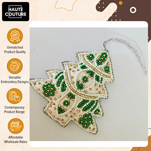 Adornos festivos colgantes en forma de árbol de Navidad, hechos a mano con tela de satén bordada, acolchados/con cuentas, de 11 cm de largo, a un precio mínimo. - Product Image 2