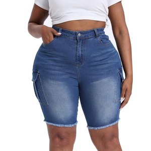 Shorts en jean déchiré bleu délavé coupe classique taille mi-haute style décontracté d'été avec poches cargo en coton denim vintage - Product Image 4
