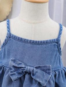 Conjunto de Top de Mezclilla con Volantes y Pantalones Cortos para Niñas con Detalle de Lazo - Product Image 3