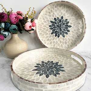 Plateau de rangement en nacre incrustée de designer – Organisateur mosaïque irisé haut de gamme pour une décoration élégante de table et d'intérieur - Product Image 1