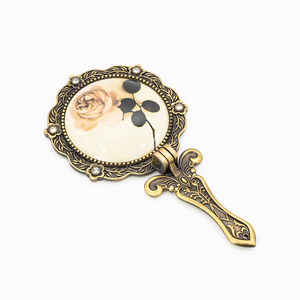 MACY BEAUTY KOREA Retro Rhinestone Bronze Foldable <b>Hand</b> <b>Mirror</b> Floral Metal Vanity <b>Mirror</b> Eyelash Extension Tool - Product Image 3