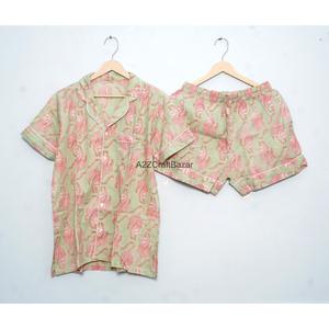 Ensemble de pyjama pour femme 100 % coton, décontracté, avec imprimé dessin animé mignon, respirant, séchage rapide, avec short taille haute à cordon de serrage - Product Image 3