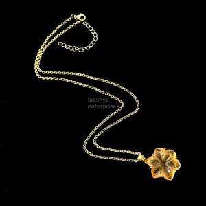 Pendentif Fleur en Pierre de Lune Pêche Naturelle, Collier en Pierre Précieuse Sculptée, Élégant Pendentif en Pierre de Lune Pêche pour la Fabrication de Bijoux Féminins - Product Image 4