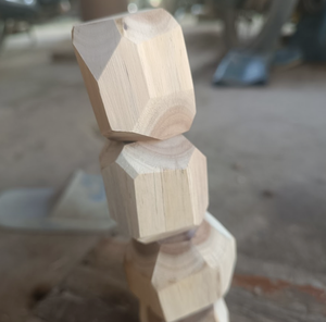 Tumi Ishi, Diseño de Roca de Madera, Elaborado con Madera Natural para Apilamiento Decorativo y Exhibición, Vietnam - Product Image 5