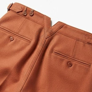 Pantalon de combat allemand classique, d'inspiration vintage, coupe droite, taille mi-haute, en toile légère, avec coutures renforcées et ceinture lisse - Product Image 6