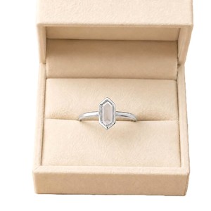 Bague de Fiançailles Minimaliste Hexagonale avec Diamant de Laboratoire Solitaire, Sertie Clos, Bijou de Mariage et d'Anniversaire en Or Massif 10K 14K 18K - Product Image 1