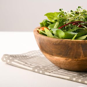 Bol en bois traditionnel pour servir la cuisine indienne, le riz, les currys, les collations et pour rehausser une expérience culinaire authentique - Product Image 5