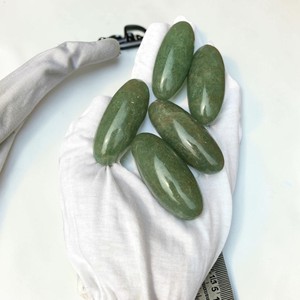 Proveedor de Lingams de Aventurina Verde al por Mayor – Piedra Pulida para Reiki, Meditación y Decoración - Product Image 2