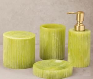 Juego de accesorios de baño de resina con diseño vintage, juego de tocador de lujo, organizador de decoración para el hogar al mejor precio. - Product Image 1