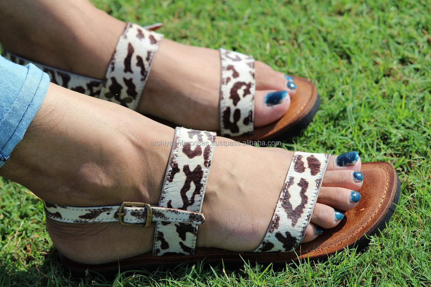 สีน้ำตาล