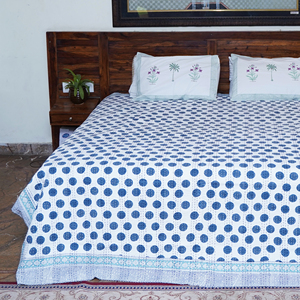 Colcha Kantha Azul con Puntos, Hecha a Mano, de Algodón Orgánico, Reversible, Estilo Patchwork Floral, Esponjosa, Lavable, para Todas las Estaciones - Product Image 5