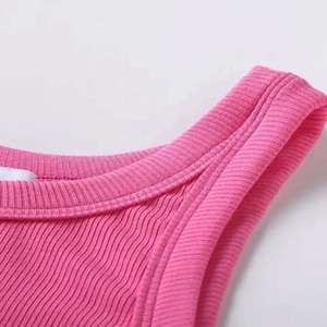 Camiseta sin mangas de punto transpirable para mujer, color sólido, cuello redondo, estilo informal, color rosa - Product Image 3