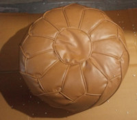 Pouf ottoman marocain moderne en tissu pour la salle à manger et Noël