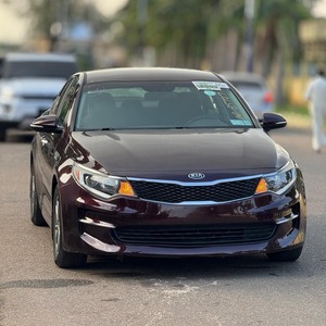Conjunto de Parrilla Delantera para Kia Optima, Compatible con Modelos 2016, 2017 y 2018, Repuesto de Posventa de Calidad Premium con Ajuste Perfecto - Product Image 1