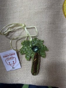 Colgante de alta calidad hecho a mano, estilo bohemio cristiano, con perlas de imitación y cuentas de vidrio de lampwork en forma de paz, ISO 9001, para bolso. - Product Image 6