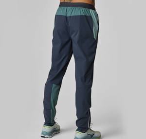 Survêtement de sport léger pour homme, de haute qualité, 100% coton, à capuche, uni, avec poignets élastiques réfléchissants - Product Image 2