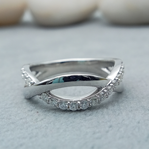 Anillo de Compromiso de Moda de Alta Demanda, Diamante Moissanita de Corte Ovalado, Piedra Brillante, Joyería de Lujo Disponible a Precio de Fábrica - Product Image 1