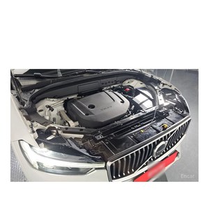 Volvo XC60 B6 Ultimate 2023 avec boîte automatique, sièges en cuir, caméra de recul, conduite à gauche - 54 605 km - Product Image 6