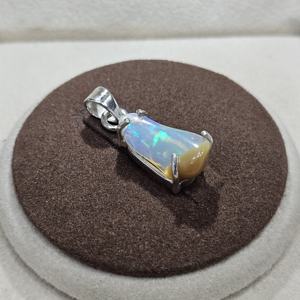 925 argent princesse coupe bijoux fins dernier pendentif plaqué rhodium et or à la mode excellente qualité pierre précieuse d'opale brute naturelle - Product Image 5