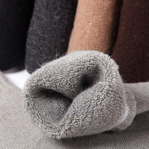 Chaussettes en laine super épaisses pour homme, chaudes et respirantes, avec détail de revers thermique robuste, couleur camel, pour l'hiver, style décontracté, pour bottes d'intérieur - Product Image 3