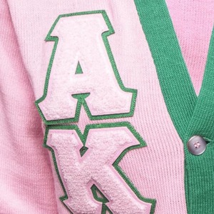 Cárdigans y Suéteres de Invierno para Mujer con Cuello en V y Botones Delanteros, Bordado con Letras de la Hermandad Gamma Rho 1922, 100% Algodón Vintage - Product Image 3