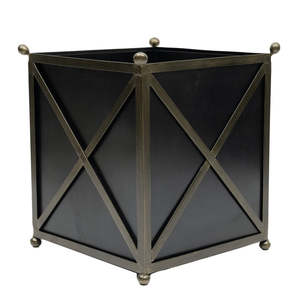 Jardinera de metal negra para exteriores, jardinera cuadrada resistente, jardinera de diseño tradicional - Product Image 1
