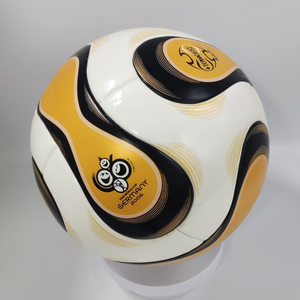 ลูกฟุตบอล WEMBLEY SPORTS รุ่น Professional PU สำหรับการแข่งขันเยอรมนีปี 2006 คุณภาพสูง มาตรฐานอย่างเป็นทางการ สำหรับผู้ใหญ่ ทนทานด้วยเทคโนโลยี Hyperseam - Product Image 3