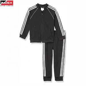 Ensemble de survêtement tendance pour garçons, style USA, design moderne, tissu de haute qualité, idéal pour l'école, le sport et les activités de plein air - Product Image 1