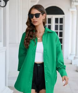 Proveedor de Fábrica: Camisas y Blusas Casuales de Color Sólido para Mujer, Primavera-Verano, con Botones, Bordado y Logotipo Frontal, Tejido de Punto - Product Image 3